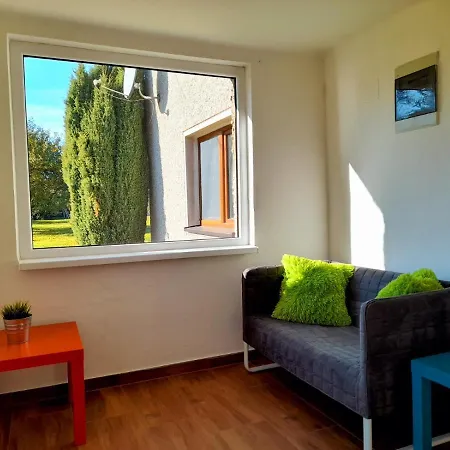Apartman U Maslu Bezdekov Nad Metuji 外观 照片