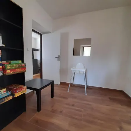 Apartman U Maslu Bezdekov Nad Metuji 外观 照片